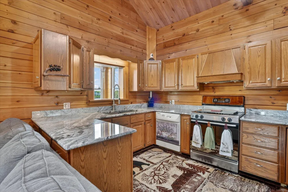 14601 Brookhurst Drive Somerset Township, MI 49233