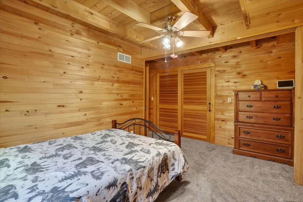 14601 Brookhurst Drive Somerset Township, MI 49233