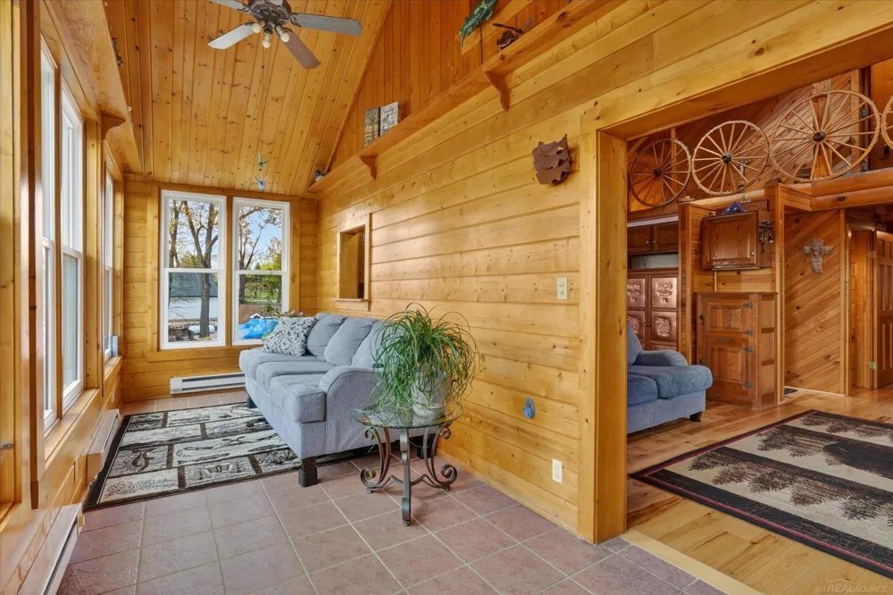 14601 Brookhurst Drive Somerset Township, MI 49233
