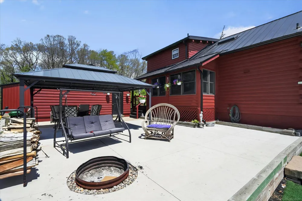 14601 Brookhurst Drive Somerset Township, MI 49233