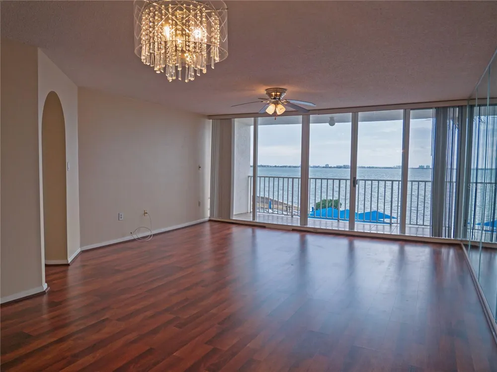 5155 ISLA KEY BOULEVARD S #307 St Petersburg, FL 33715