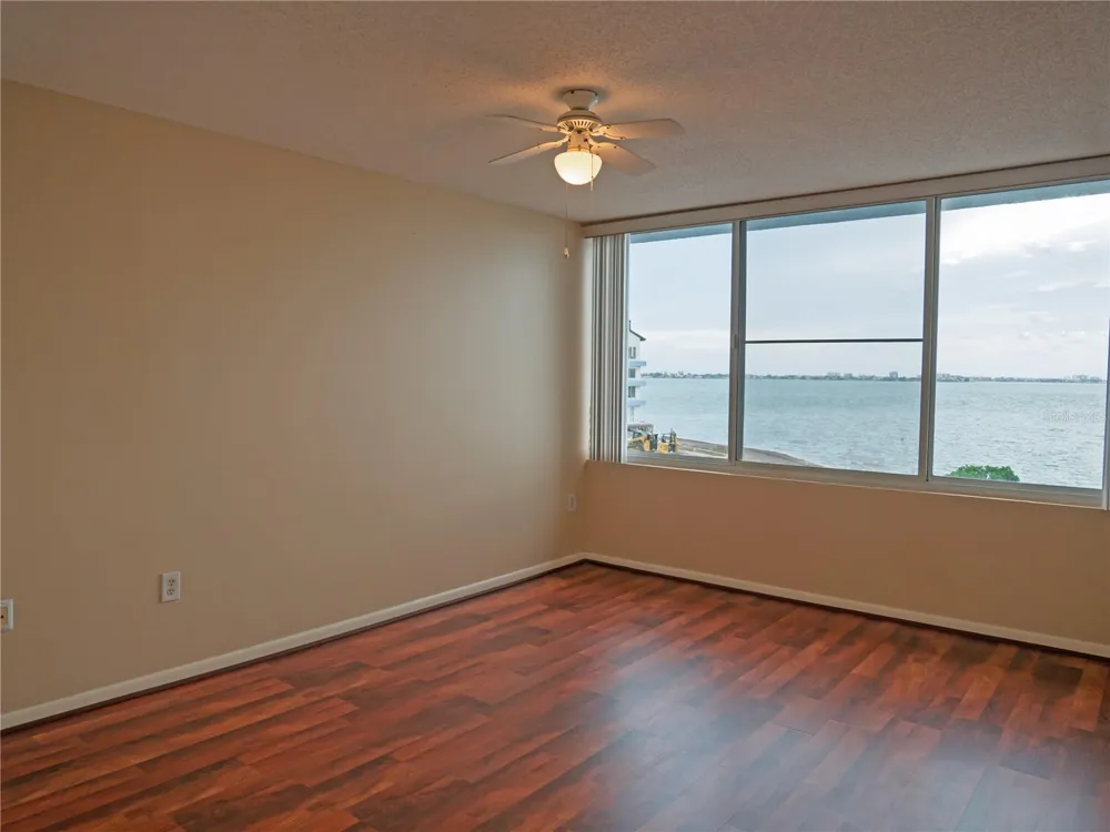 5155 ISLA KEY BOULEVARD S #307 St Petersburg, FL 33715