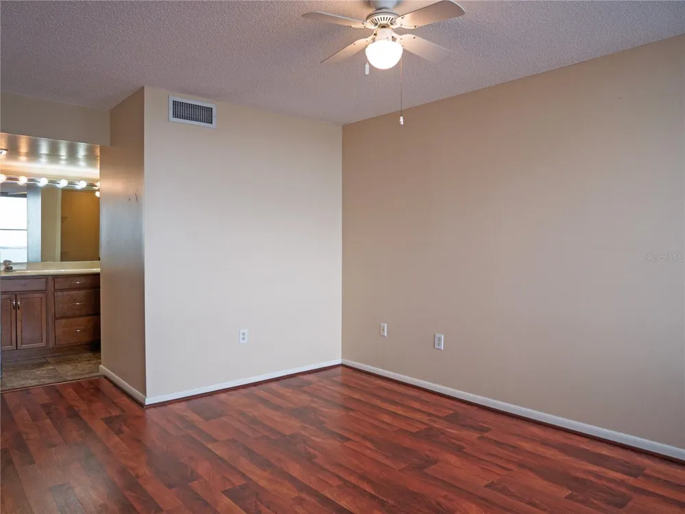 5155 ISLA KEY BOULEVARD S #307 St Petersburg, FL 33715