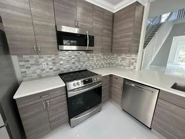 917 WATERSIDE LANE #203 Celebration, FL 34747