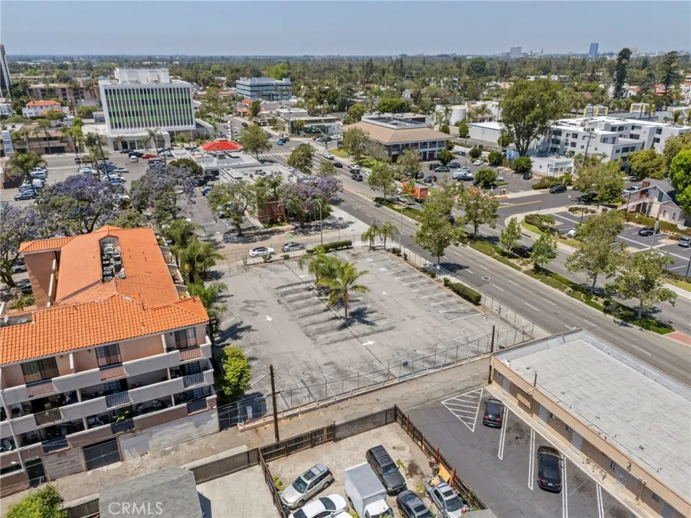 202 E 17th Santa Ana, CA 92706