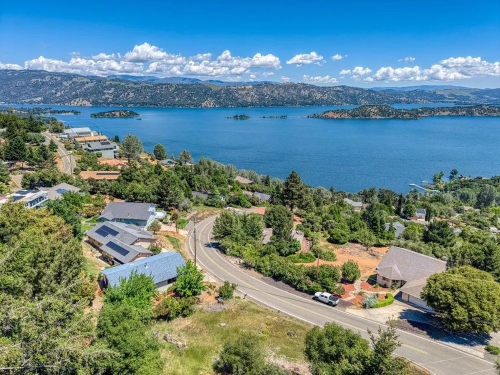 3401 Riviera West Drive Kelseyville, CA 95451