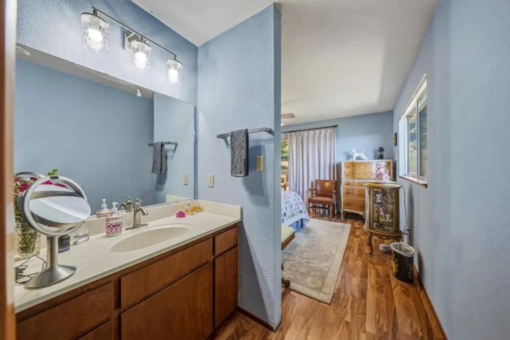 3401 Riviera West Drive Kelseyville, CA 95451