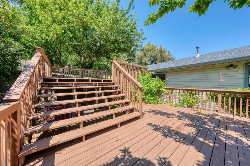 3401 Riviera West Drive Kelseyville, CA 95451