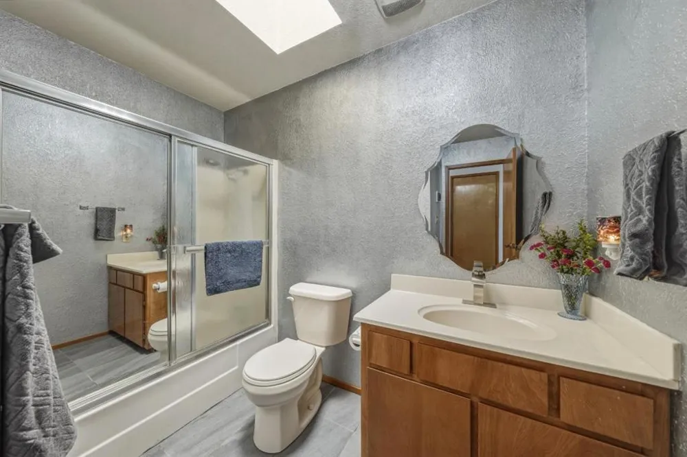 3401 Riviera West Drive Kelseyville, CA 95451
