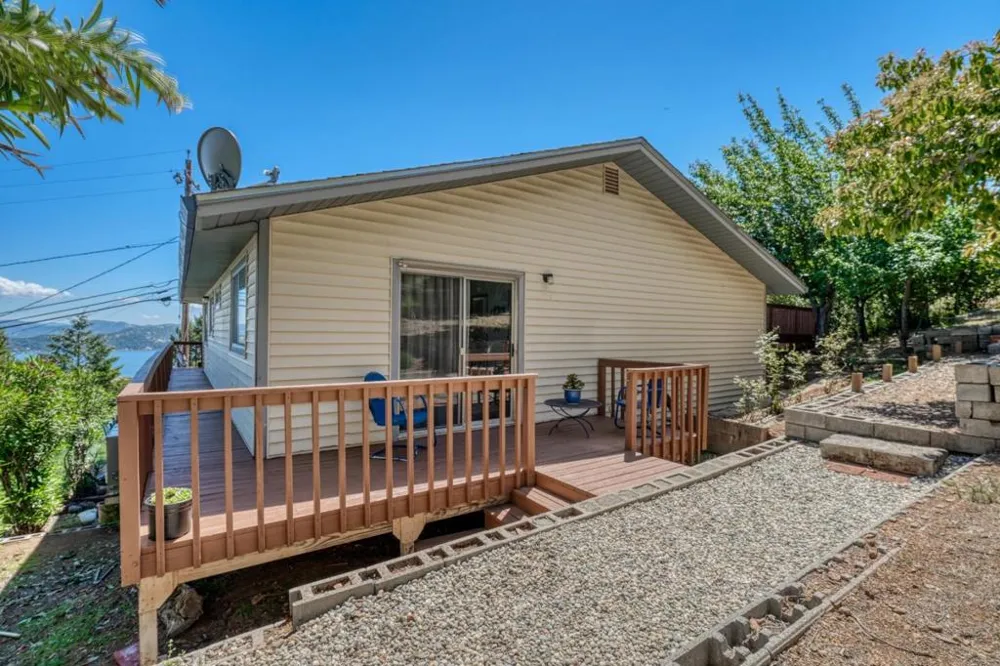 3401 Riviera West Drive Kelseyville, CA 95451