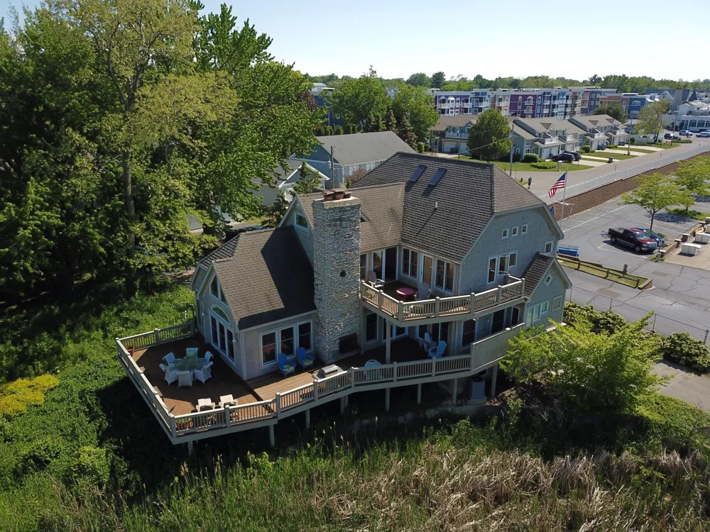 210 E Water Street New Buffalo, MI 49117