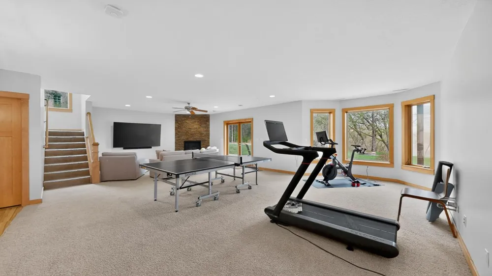 955 Cedar Point Lane SE Oronoco, MN 55960