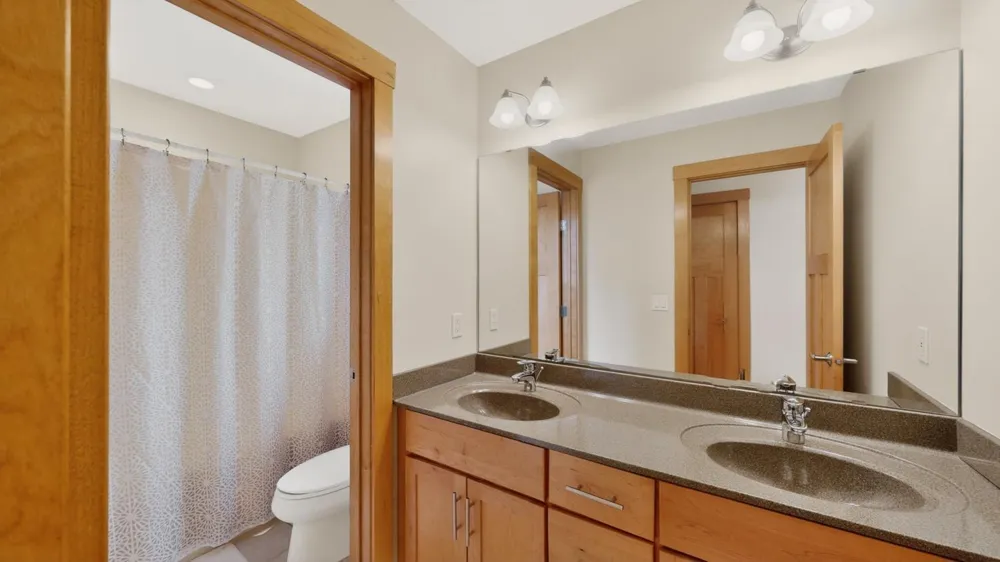 955 Cedar Point Lane SE Oronoco, MN 55960