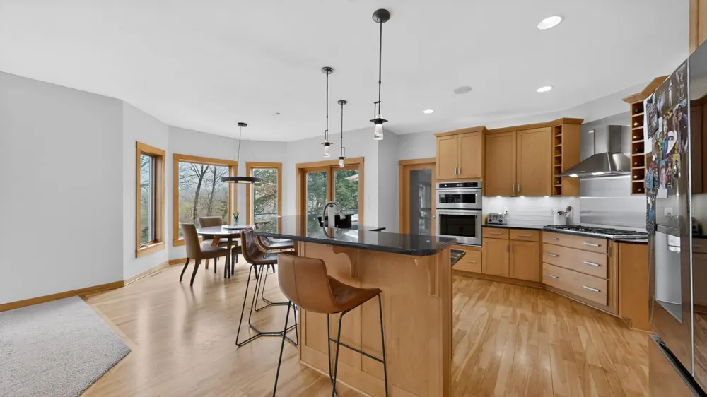 955 Cedar Point Lane SE Oronoco, MN 55960