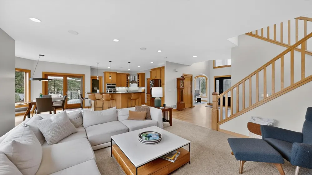 955 Cedar Point Lane SE Oronoco, MN 55960