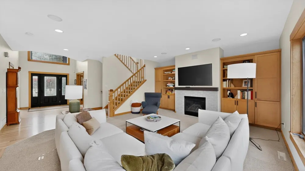 955 Cedar Point Lane SE Oronoco, MN 55960