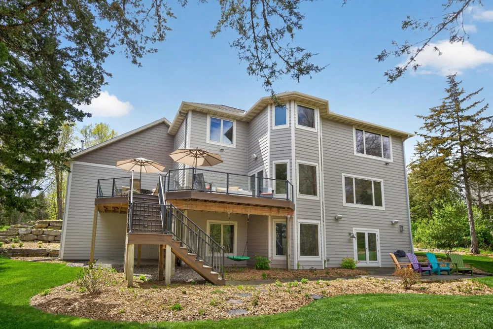955 Cedar Point Lane SE Oronoco, MN 55960