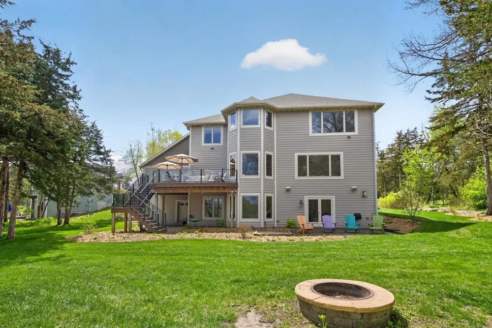 955 Cedar Point Lane SE Oronoco, MN 55960