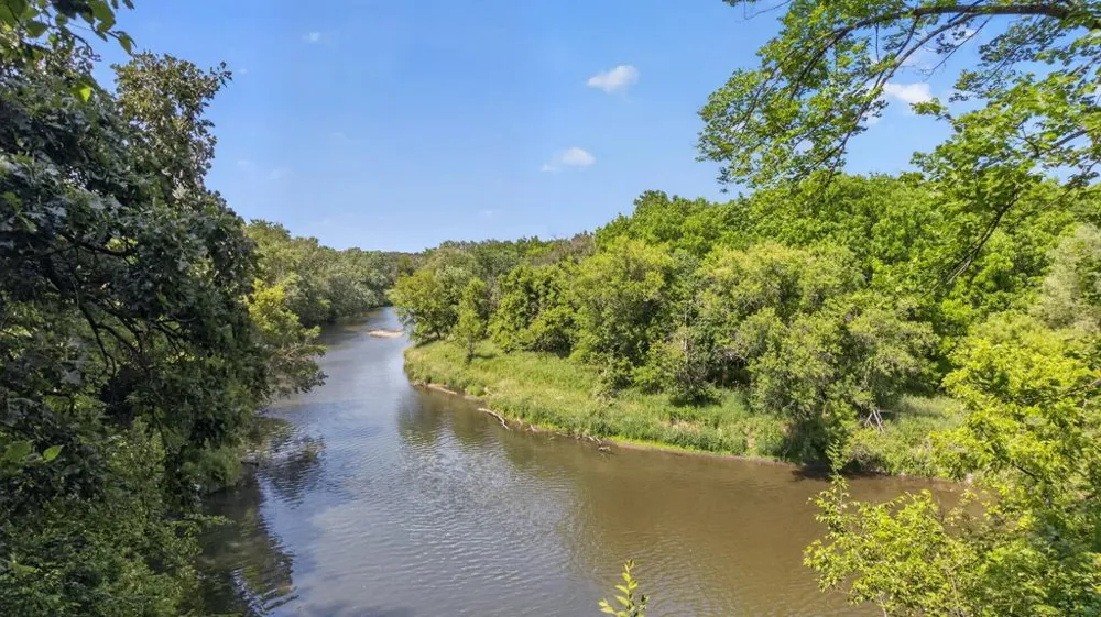 955 Cedar Point Lane SE Oronoco, MN 55960