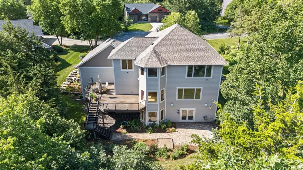 955 Cedar Point Lane SE Oronoco, MN 55960