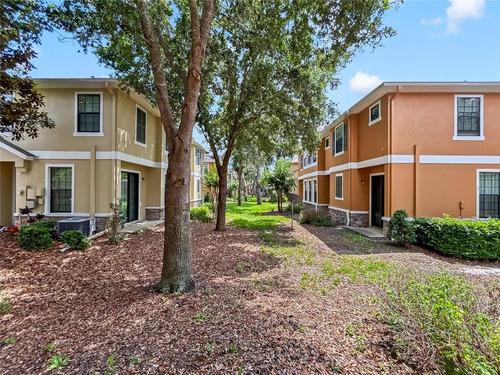16615 KINGLETSIDE COURT Lithia, FL 33547