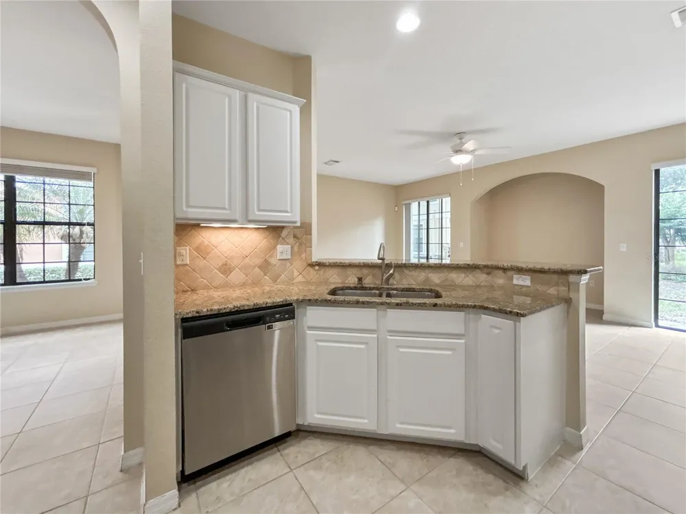 16615 KINGLETSIDE COURT Lithia, FL 33547
