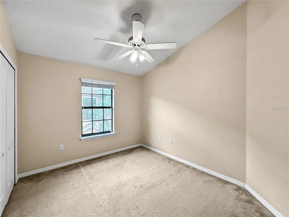 16615 KINGLETSIDE COURT Lithia, FL 33547