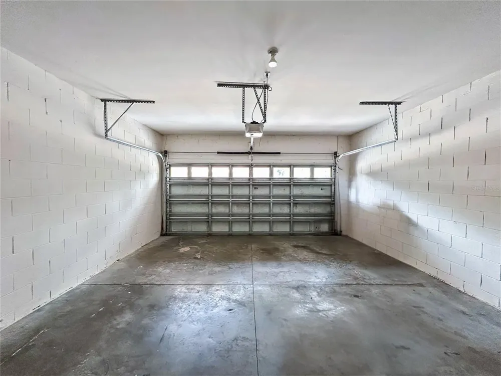 16615 KINGLETSIDE COURT Lithia, FL 33547