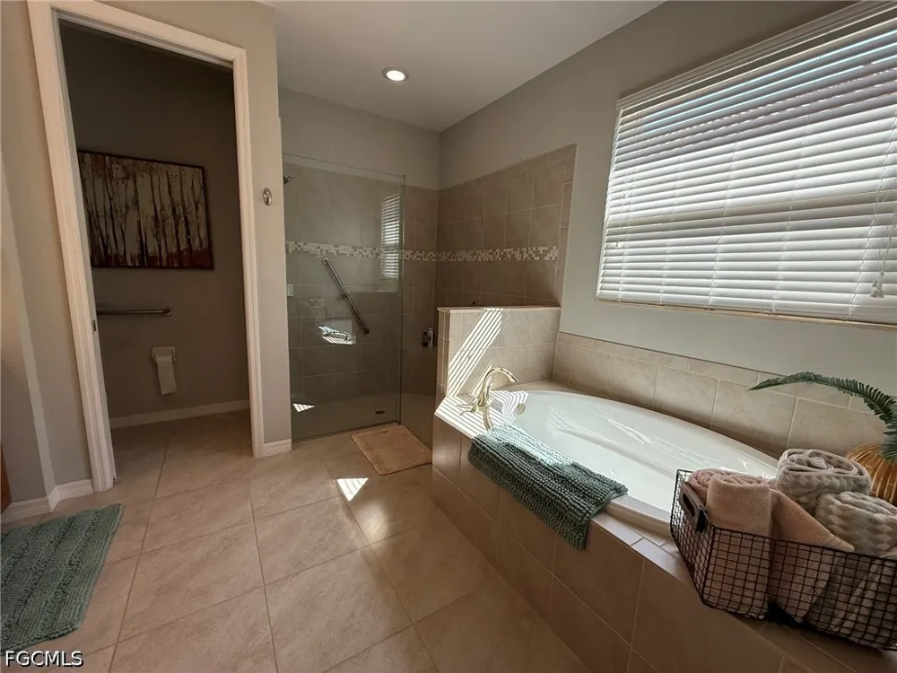 King Edwards Street Fort Myers, FL 33916
