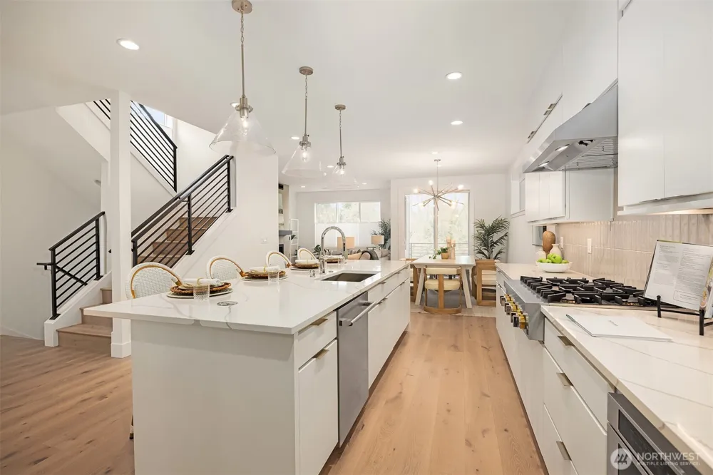 14826 Site 1 NE 2nd Court Bellevue, WA 98007