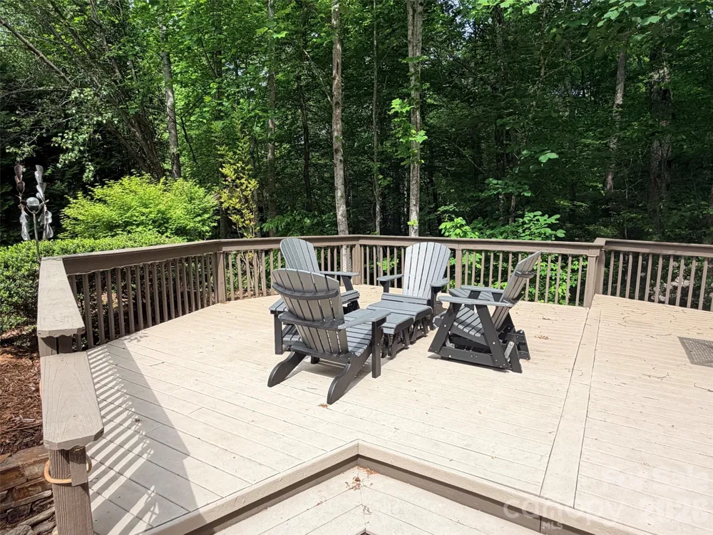 104 Willis Way Lake Lure, NC 28746
