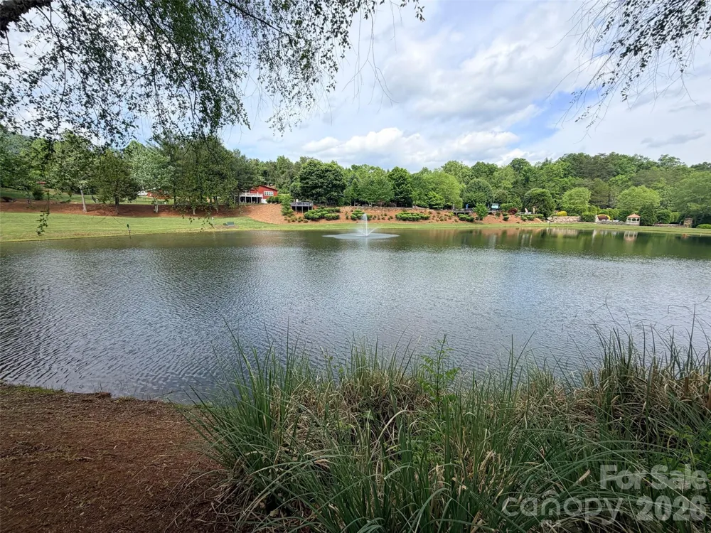 104 Willis Way Lake Lure, NC 28746