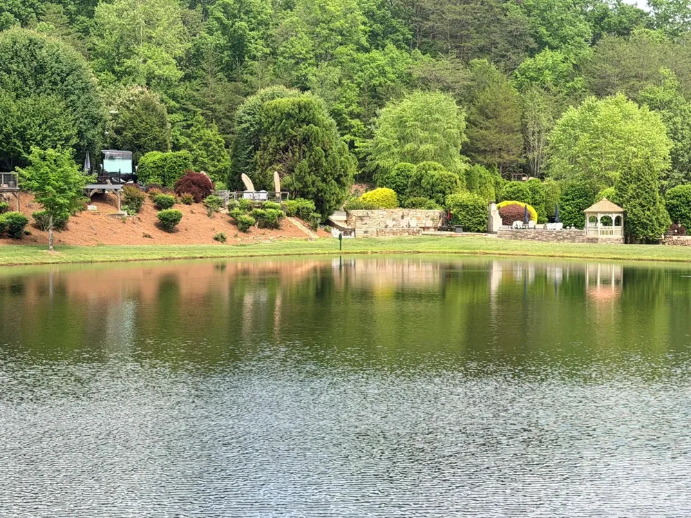 104 Willis Way Lake Lure, NC 28746
