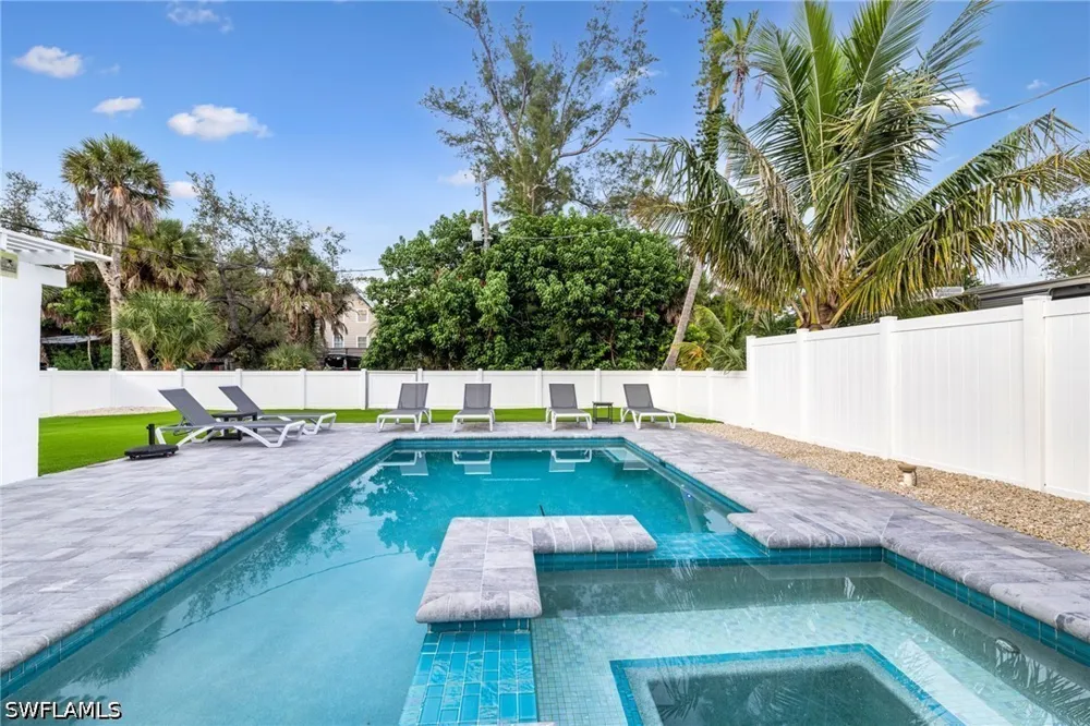 Coquina Road Fort Myers Beach, FL 33931