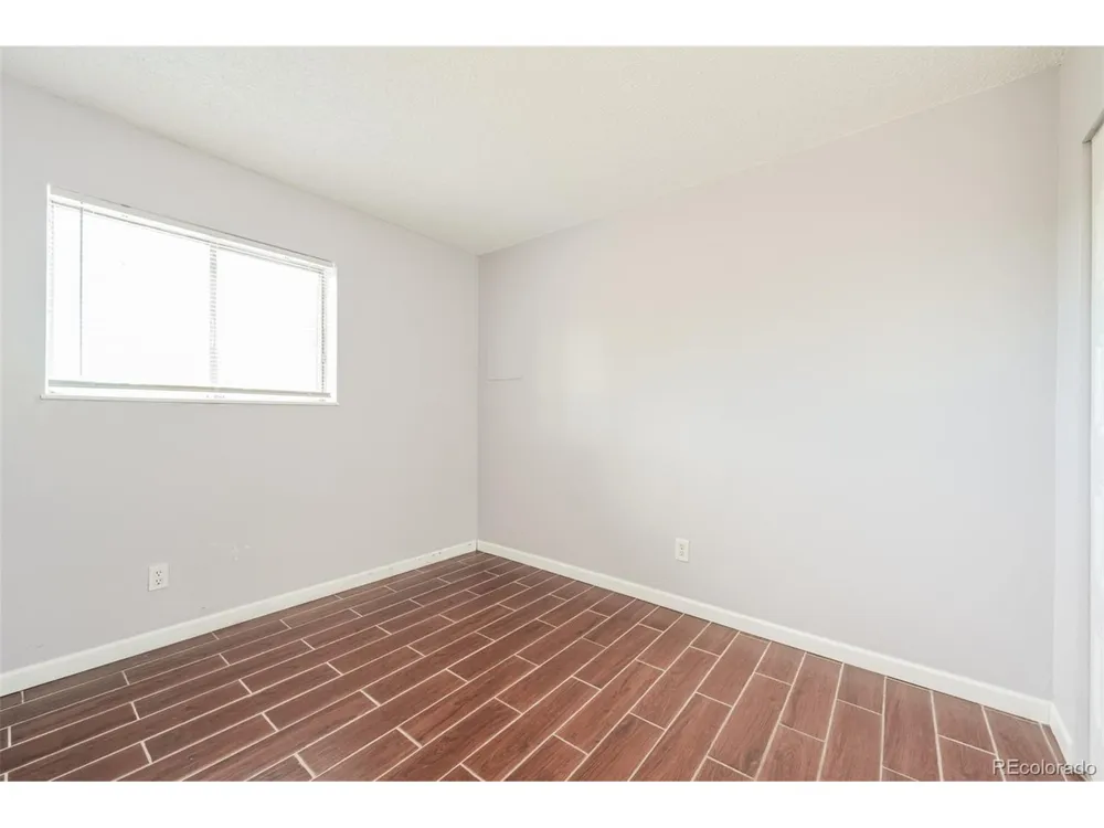 10211 Ura Lane #1-105 Thornton, CO 80260