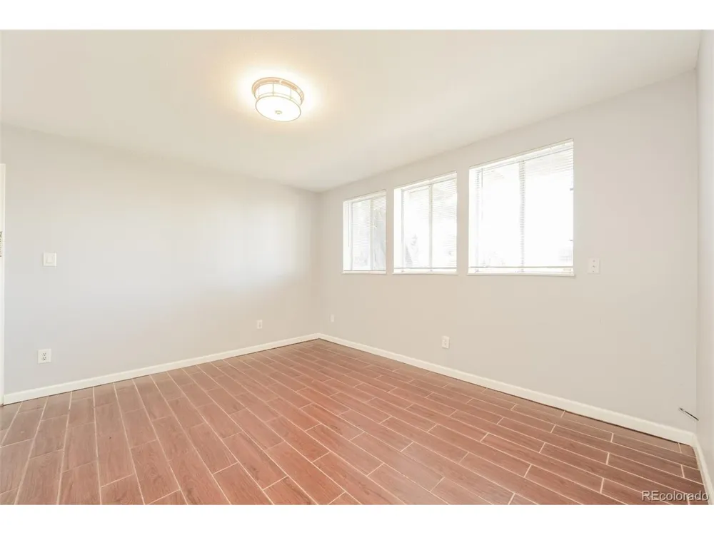 10211 Ura Lane #1-105 Thornton, CO 80260