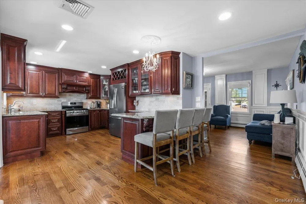 2968 Islip Court Wantagh, NY 11793