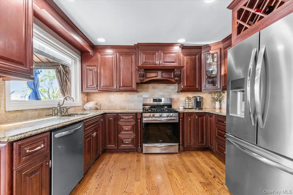 2968 Islip Court Wantagh, NY 11793
