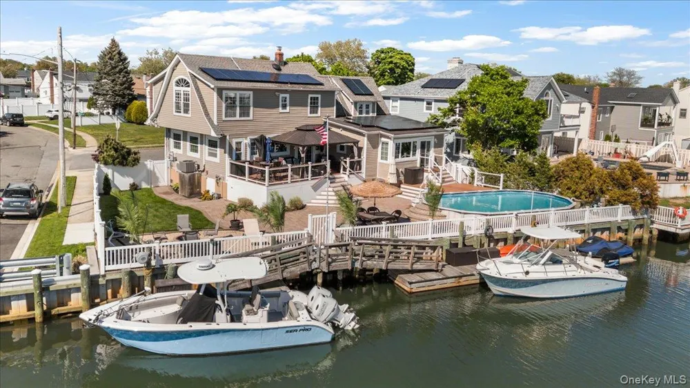 2968 Islip Court Wantagh, NY 11793