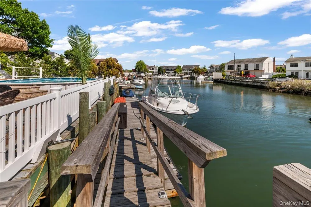 2968 Islip Court Wantagh, NY 11793