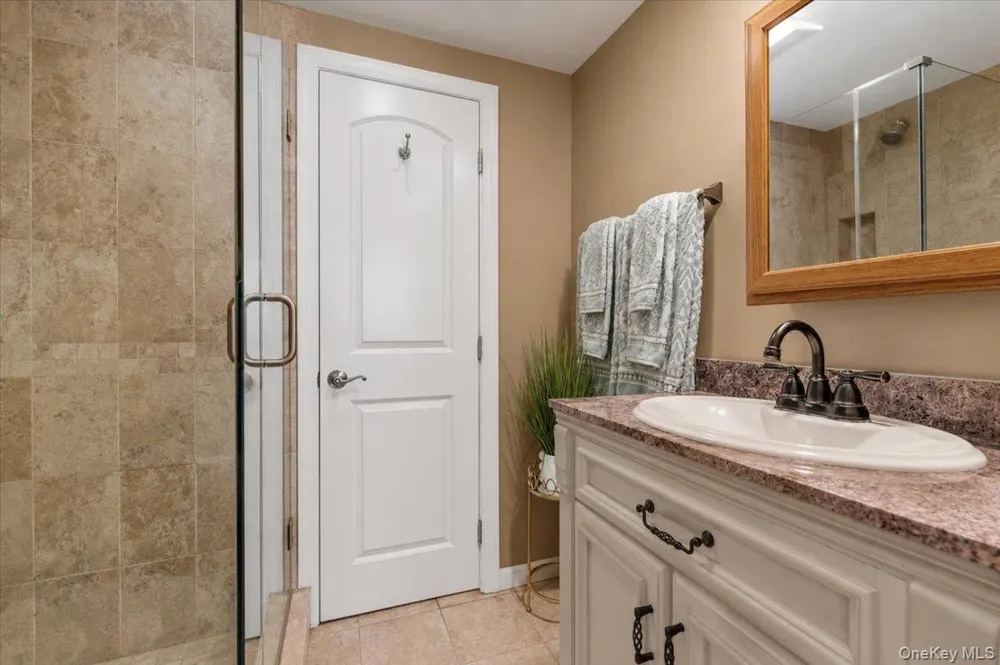 2968 Islip Court Wantagh, NY 11793