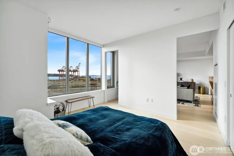 590 1st Avenue S #805 Seattle, WA 98104