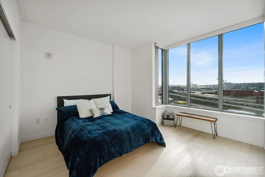 590 1st Avenue S #805 Seattle, WA 98104
