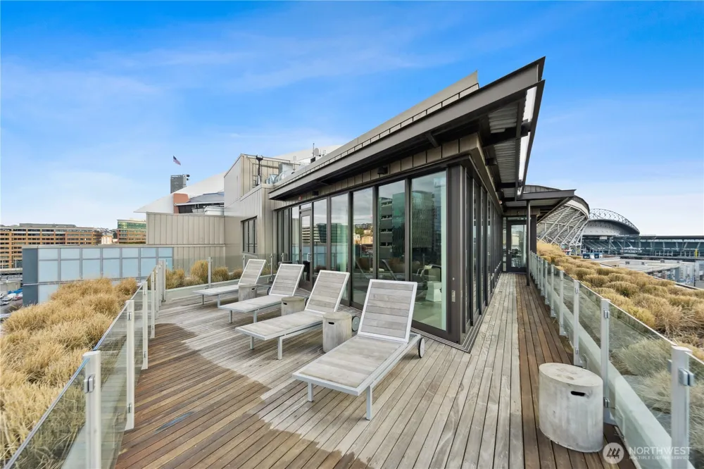 590 1st Avenue S #805 Seattle, WA 98104