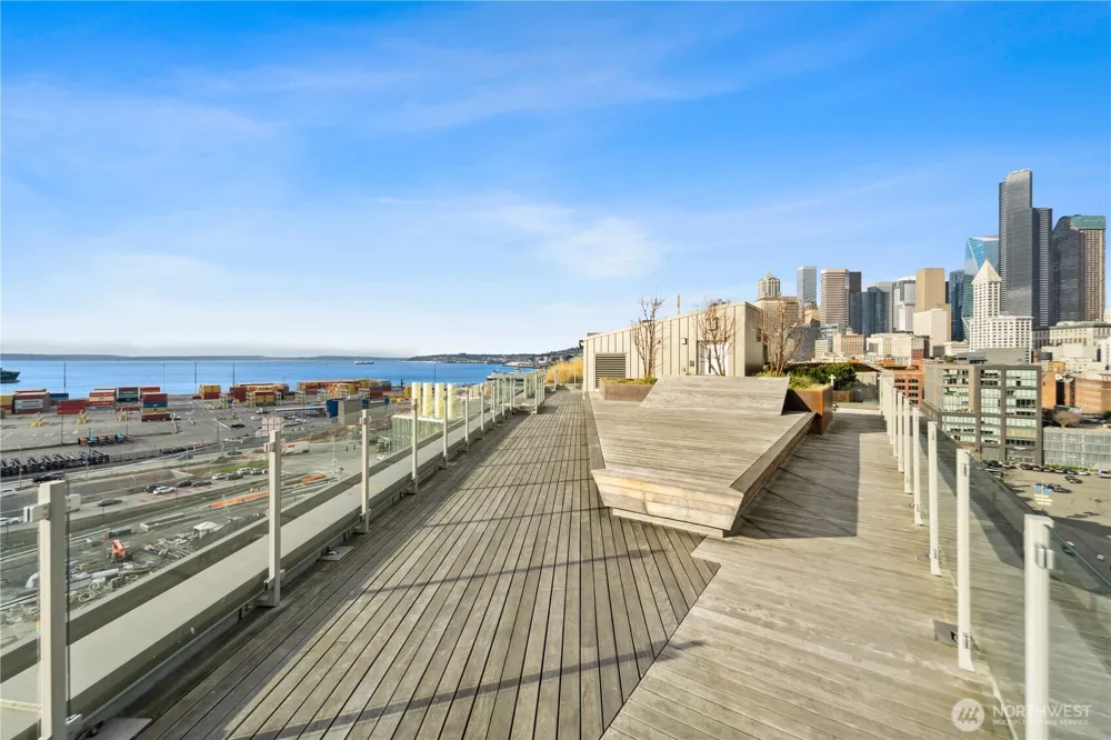 590 1st Avenue S #805 Seattle, WA 98104