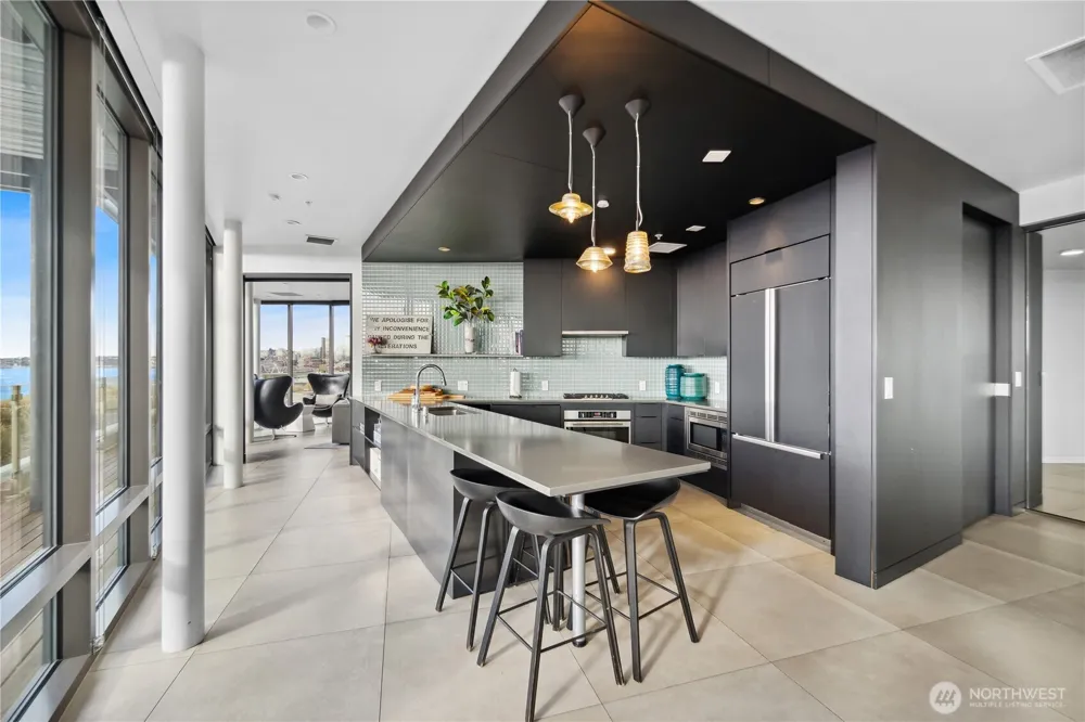 590 1st Avenue S #805 Seattle, WA 98104