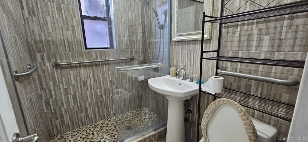 6535 108th Street #B7 Forest Hills, NY 11375