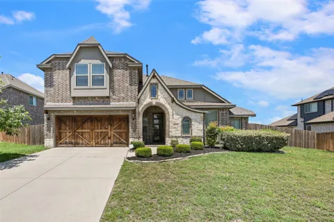 933 Vista Lane