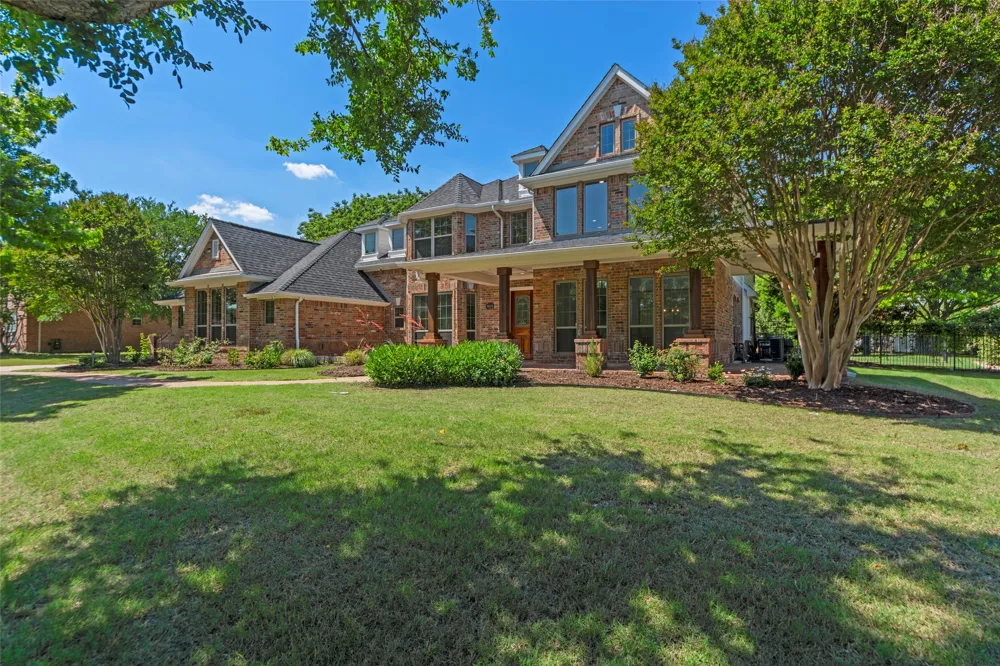 5805 Glenmore Drive Parker, TX 75002