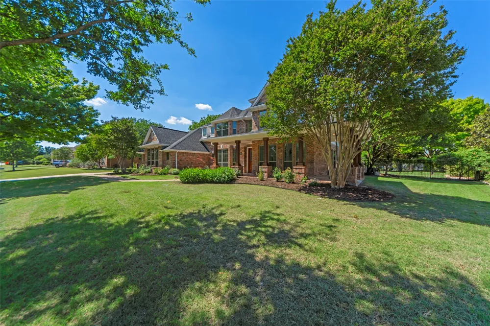 5805 Glenmore Drive Parker, TX 75002